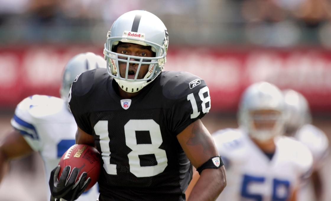 Top 10 NFL Wide Receivers Of All Time: Find Out Who Is The Greatest WR ...