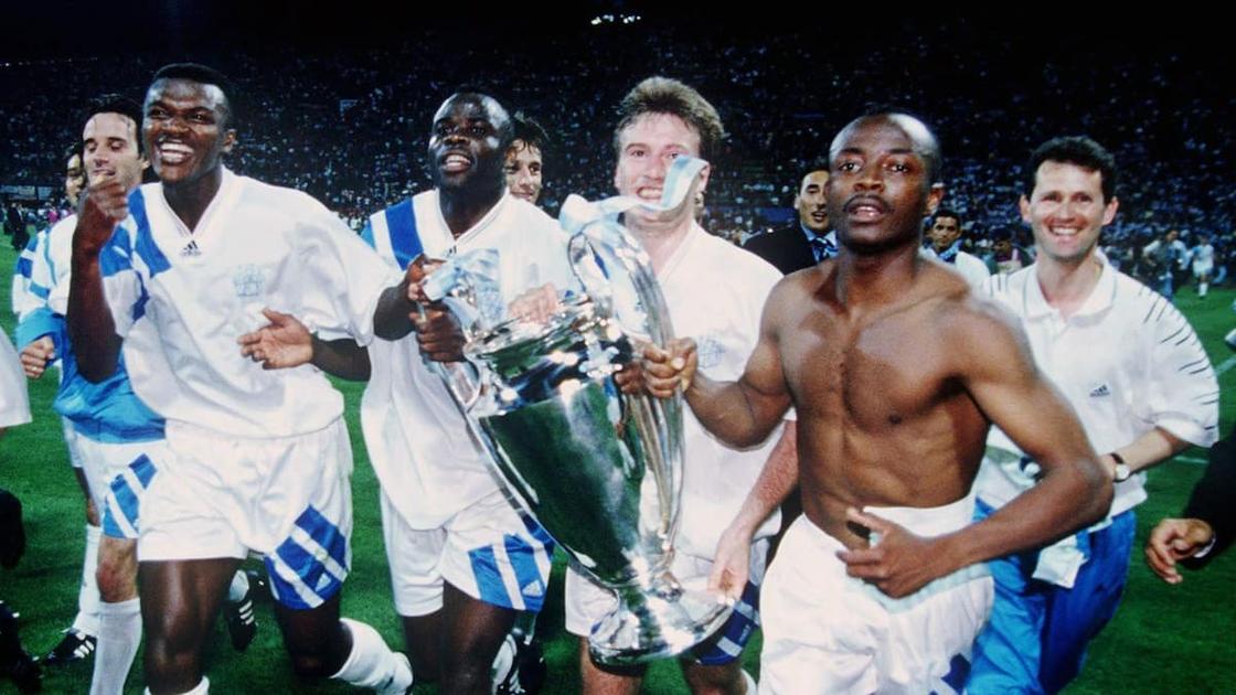 22BET Ghana - ❓GUESS WHO❓ - ⚽️The only player in the UEFA Champions League  have won the trophy with three clubs – once with Ajax, in 1995, once with  Real Madrid, in