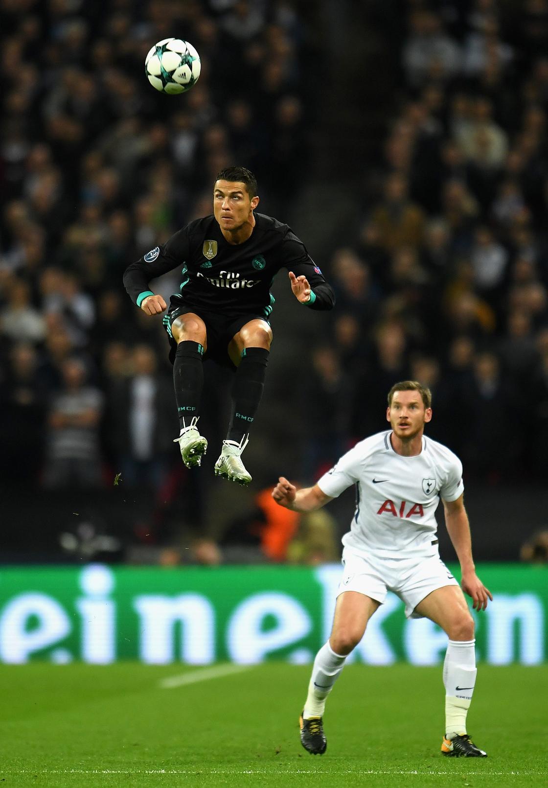 Who is the world's highest jumper in football?