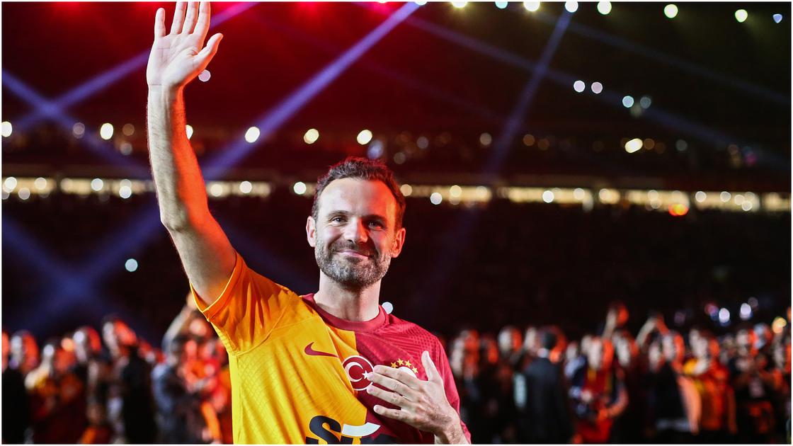 ISTANBUL, TURKEY - DECEMBER 25: Juan Mata of Galatasaray looks on