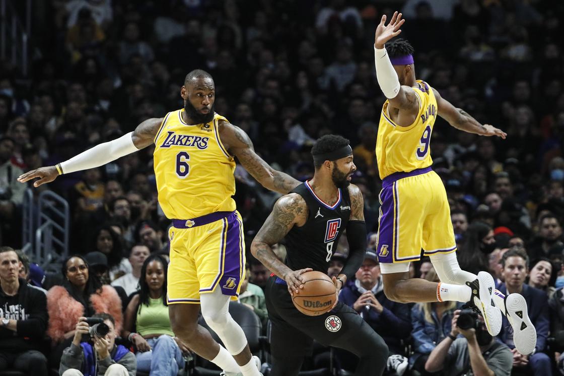 NBA vs NFL: Which is the better sports league in the USA? - SportsBrief.com