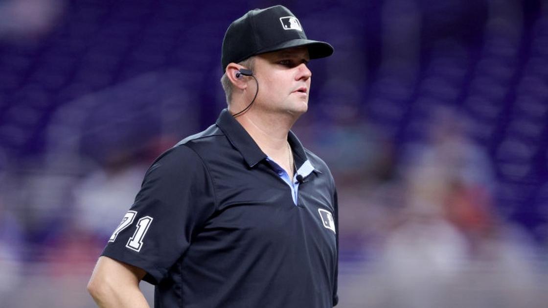 MLB umpire salary: How much does an MLB umpire get paid for a season?