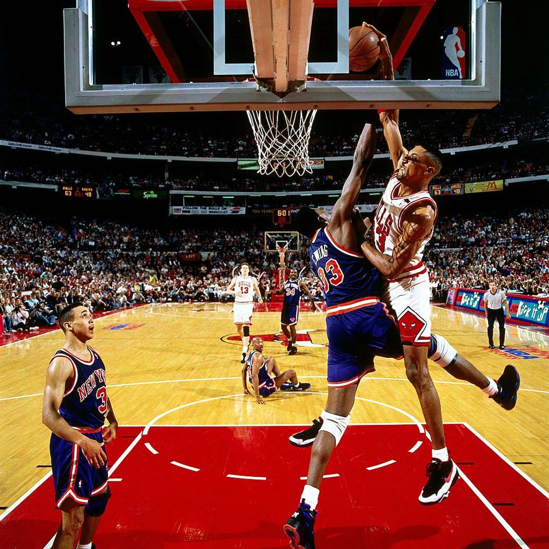 Pippen is one of the best dunkers of all time.