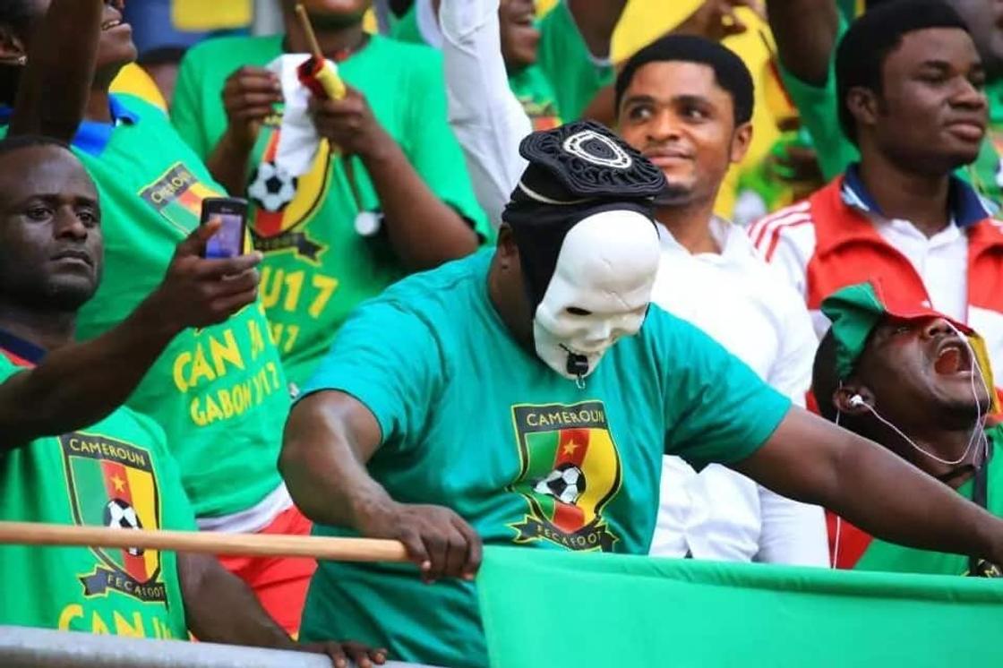 Live: Nigeria 3 - 0 Cameroon