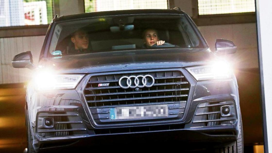 Bayern Munich players' cars-Manuel Neuer