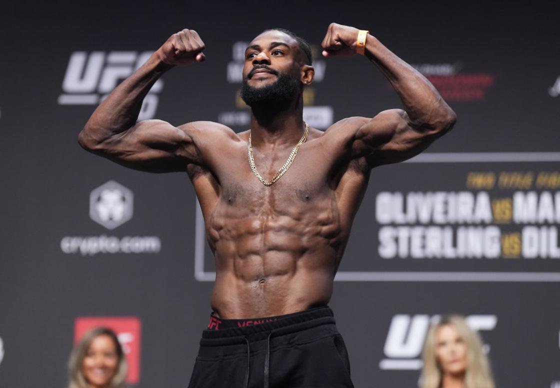 Aljamain Sterling's record, height, age, net worth, Twitter ...