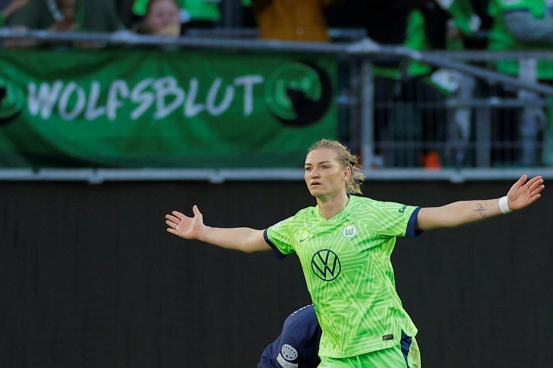 Wolfsburg forward Alexandra Popp celebrates after scoring against Paris Saint-Germain