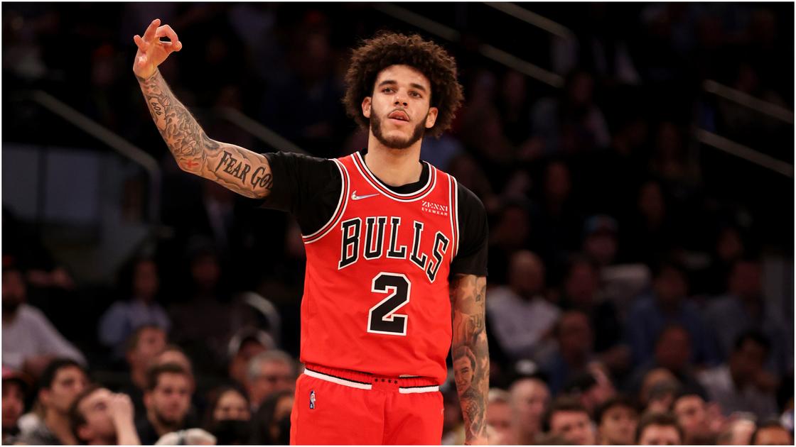 Chicago Bulls Apply For Injury Exception for Lonzo Ball: Report