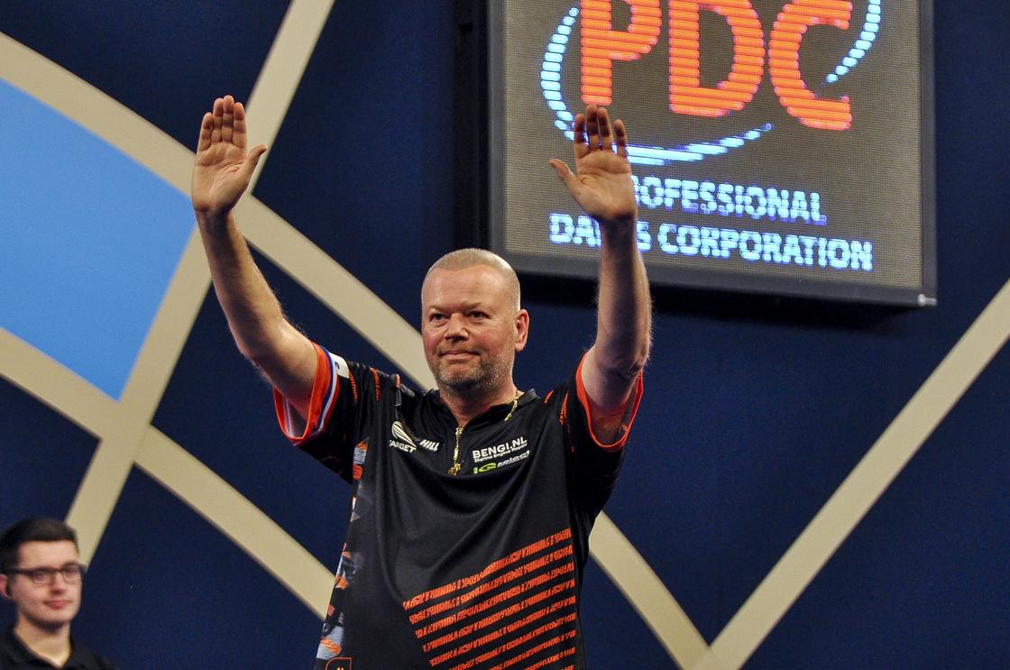 A list of the greatest darts players of all time ranked