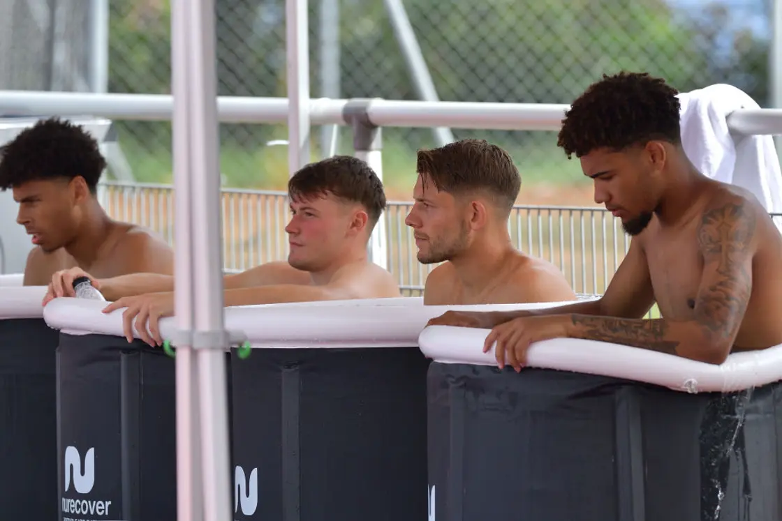 Why do athletes take ice baths? Understanding the benefits of ice baths to  athletes