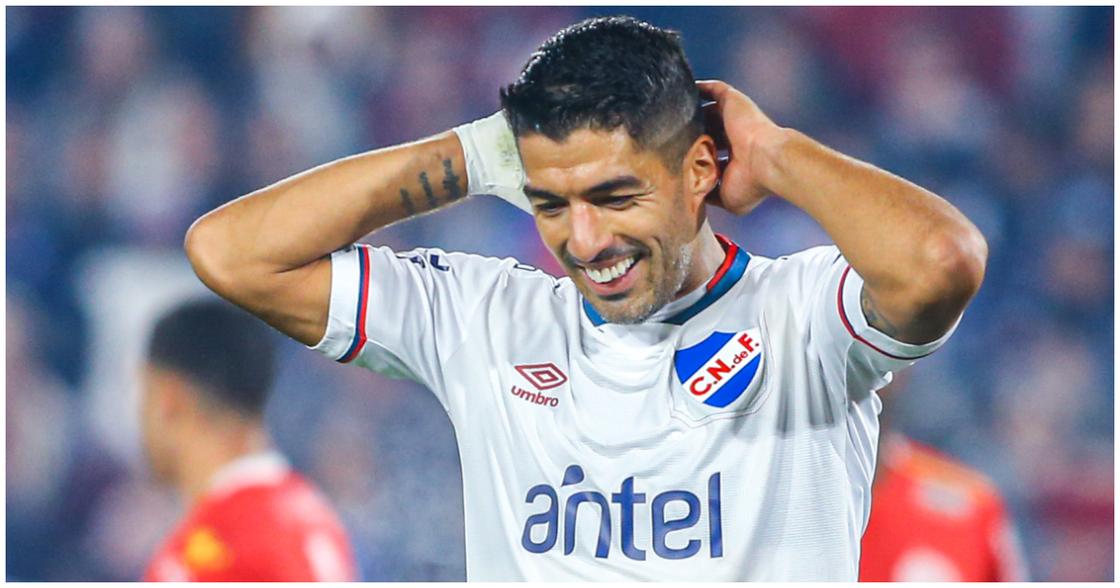 Luis Suarez signs short-term deal to rejoin boyhood club Nacional