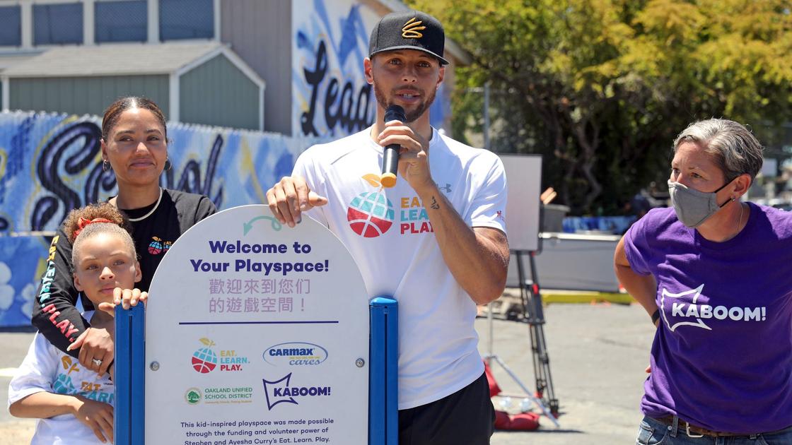 NBA Names Golden State Warriors Star Steph Curry Social Justice Champion  Winner - SportsBrief.com