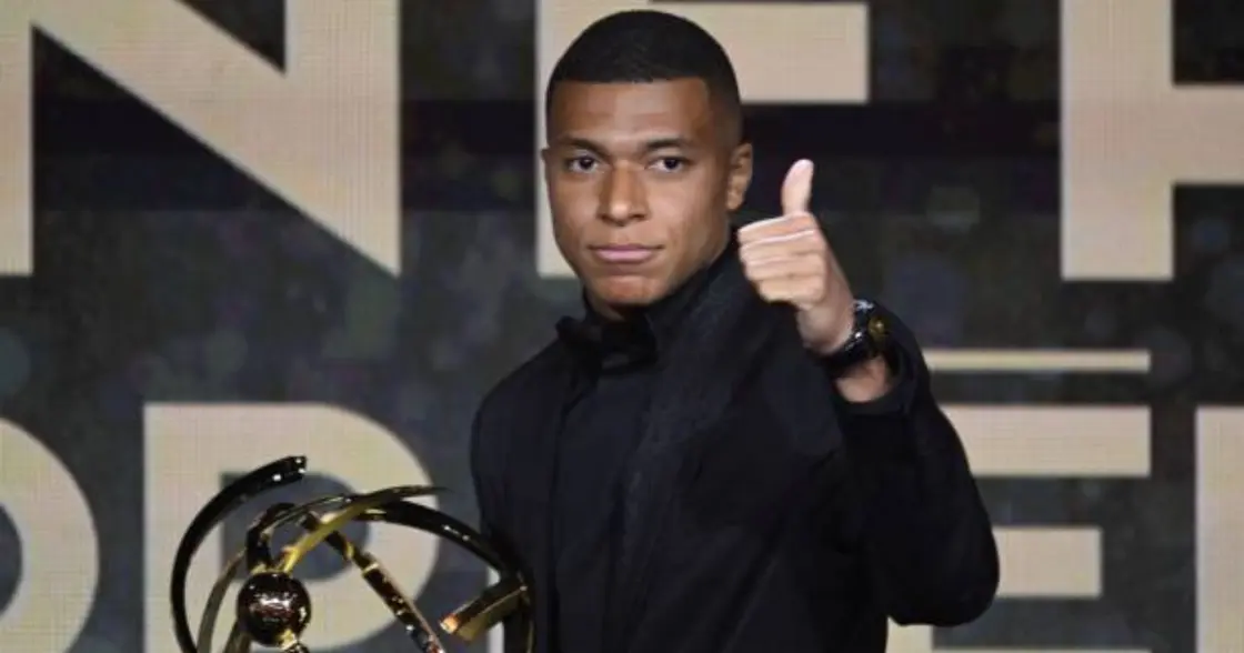 Kylian Mbappé is reaching speeds of 22 miles per hour at the World