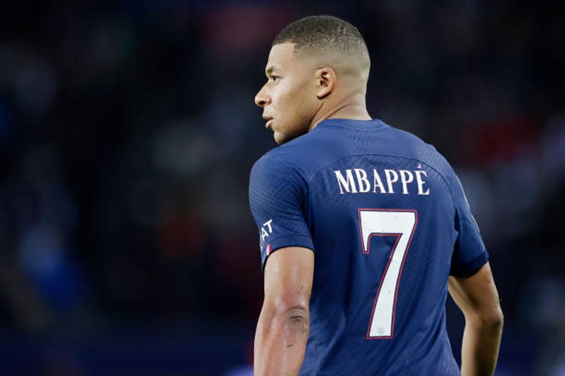 Carlo Ancelotti Responds to Rumours Linking Kylian Mbappe to Real Madrid As  Frenchman Wants to Quit PSG - SportsBrief.com