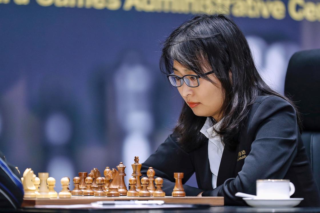 A top 10 list of the best female chess players at the moment ...