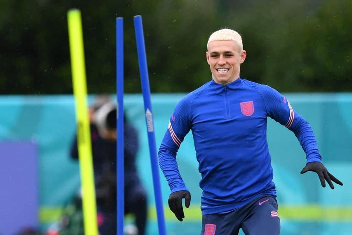 England Star Vows To Honour Country Legend With Phil Foden’s Hairstyle ...