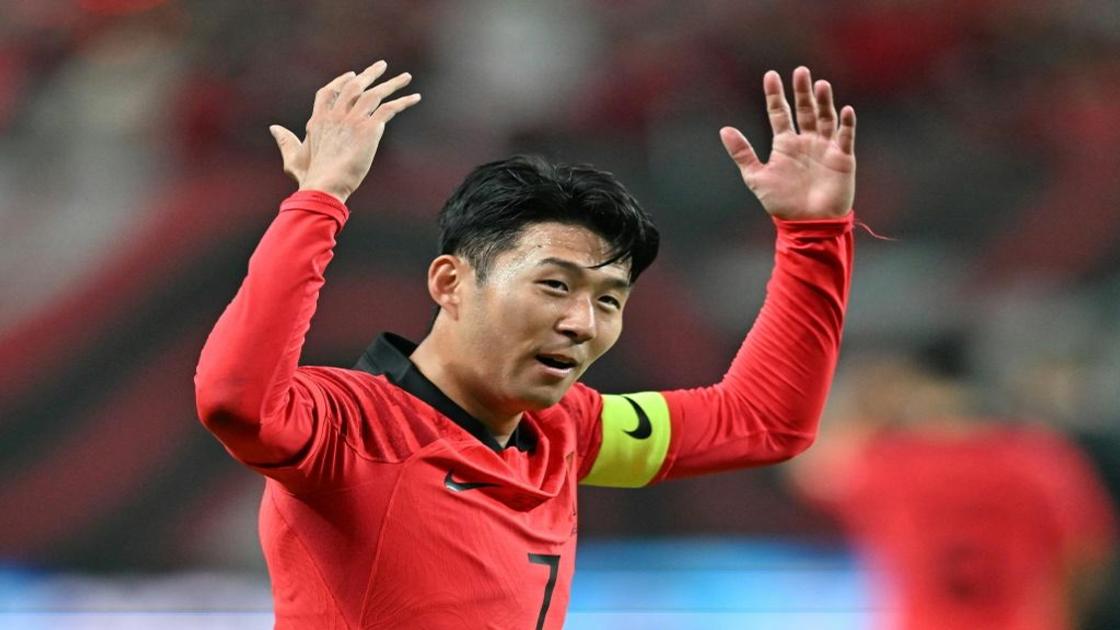 South Korea coach Bento confirms Son will be in World Cup squad
