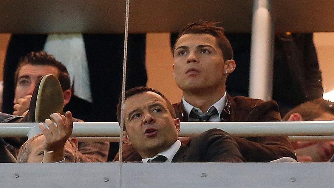 Tension at Old Trafford as Ronaldo set to hold important meeting to decide his next club