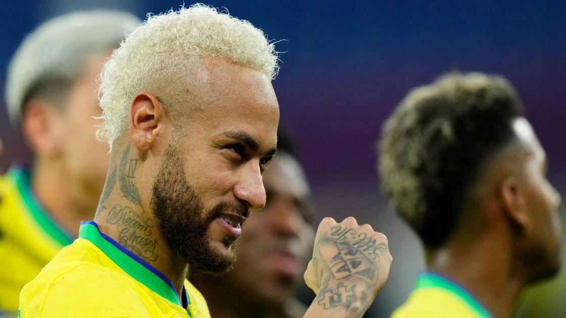 FIFA World Cup 2018: After Cristiano Ronaldo's Spaghetti Hairstyle,  Brazilian Star Neymar Jr Comes up With a New Hairdo, Twitter Cannot Keep  Quiet | India.com