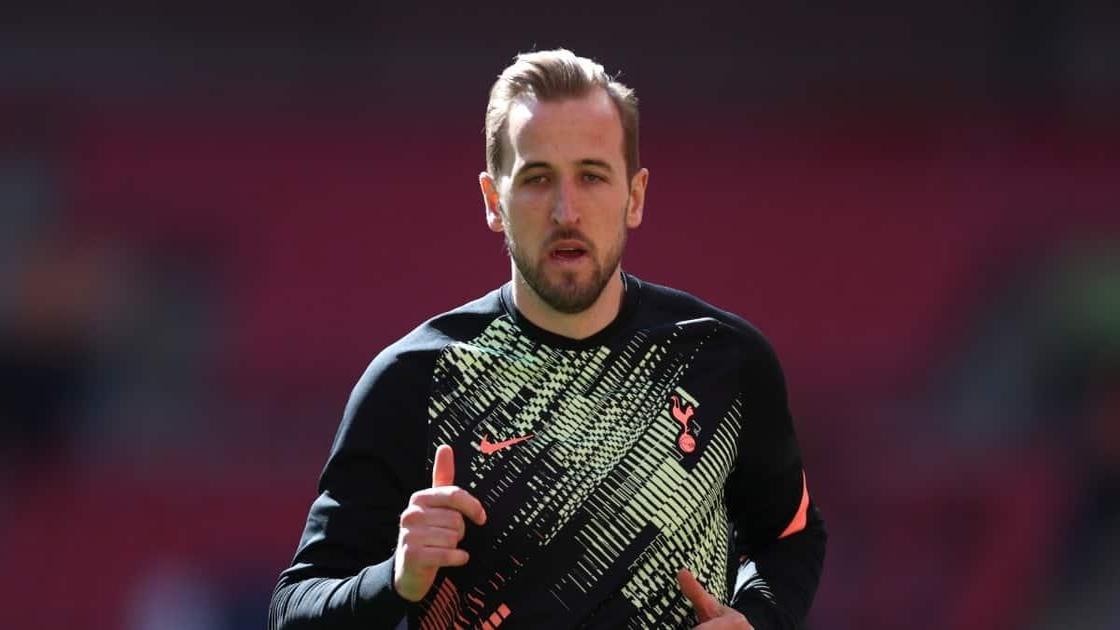 Harry Kane hints at Tottenham exit with subtle statement while on international duty