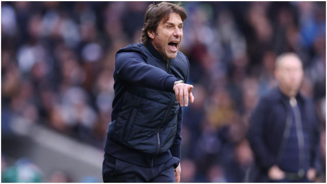 Conte destroys everything Spurs in his way during explosive interview