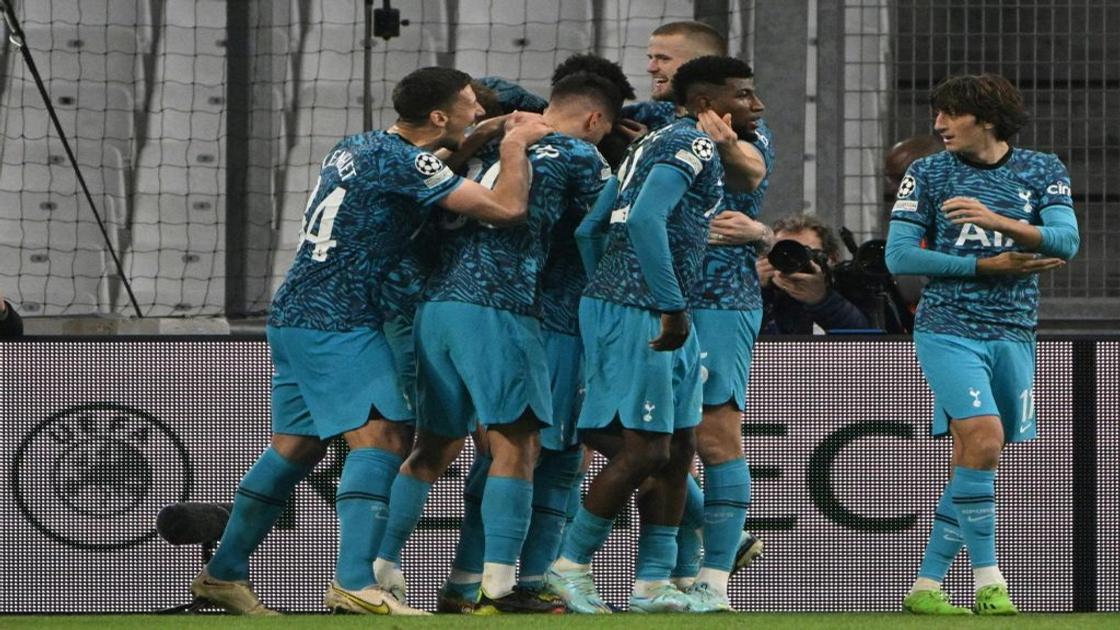 Lloris hails battling Spurs as Conte's side reach Champions League last 16