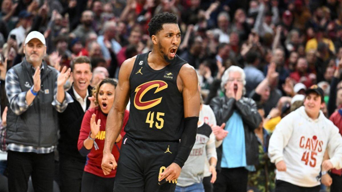 Donovan Mitchell, Lamar Stevens Inspire Cavs Comeback to Hand Celtics ...