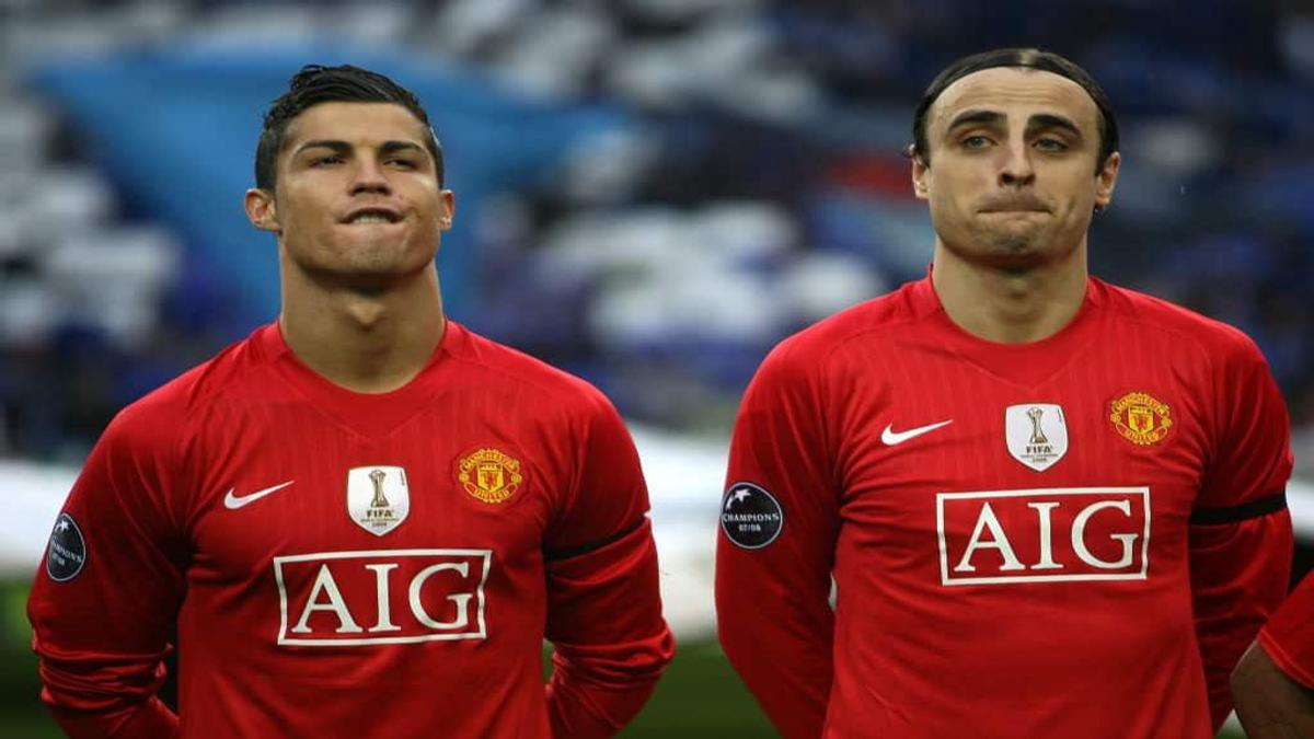 Cristiano Ronaldo reclaims Manchester United's No 7 shirt from