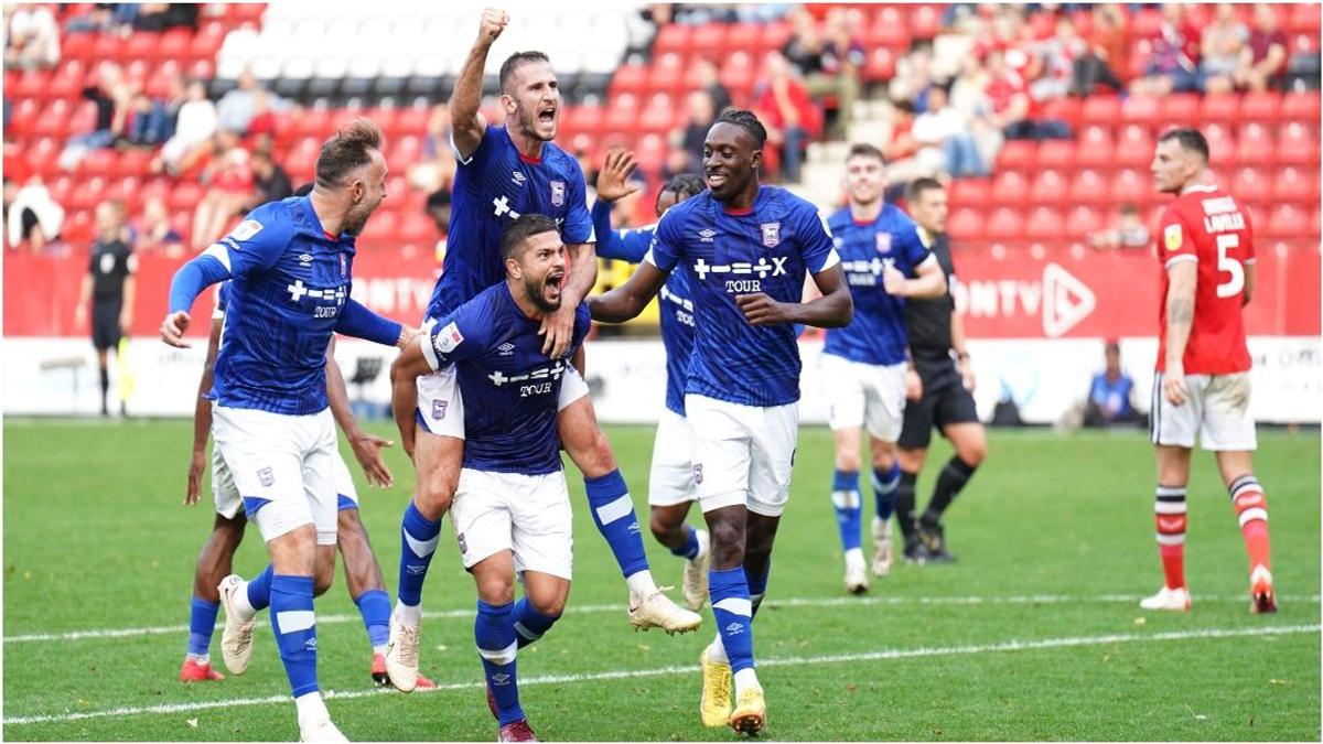 Chaos in League One Game as 4 Goals Are Scored in Stoppage Time in 8 ...