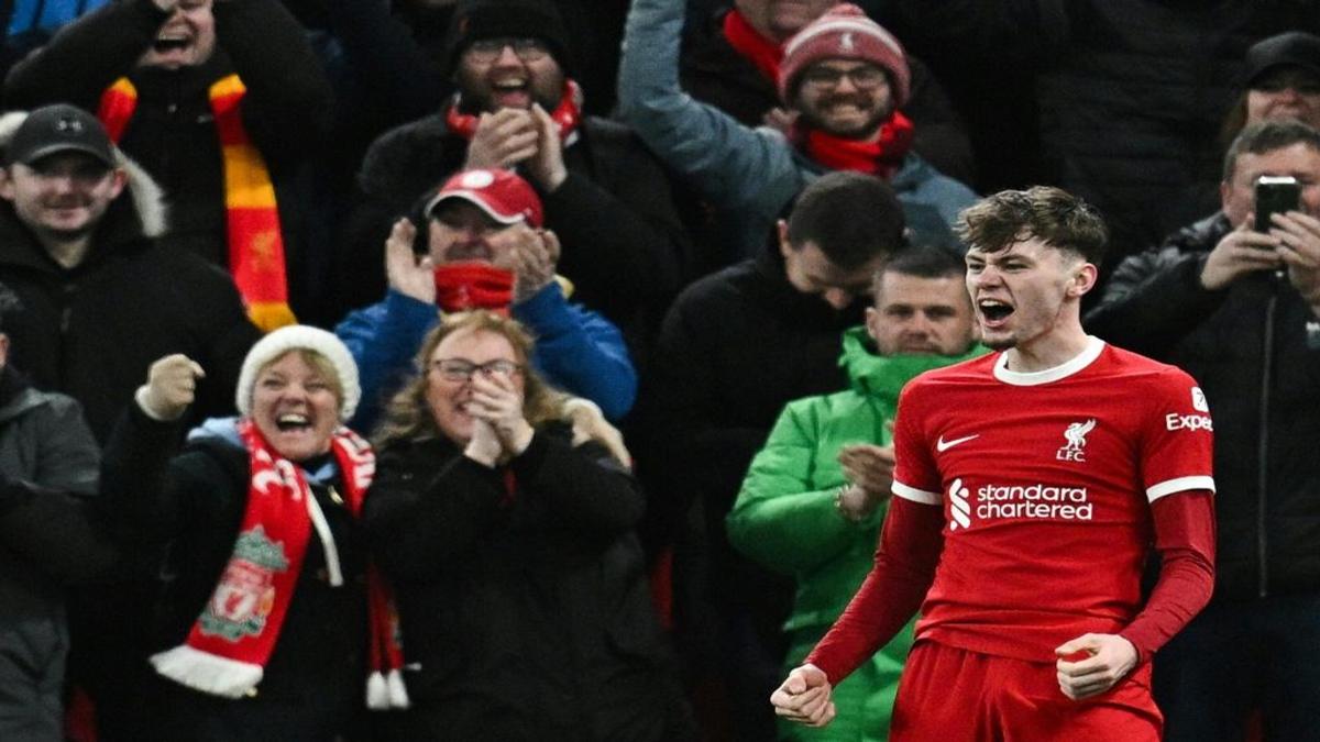 Liverpool Thrash Sorry Chelsea To Stretch Premier League Lead