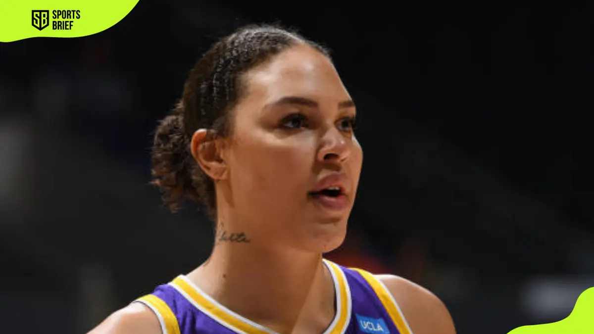 How tall is Liz Cambage and what is she doing now? All the facts and  details about her