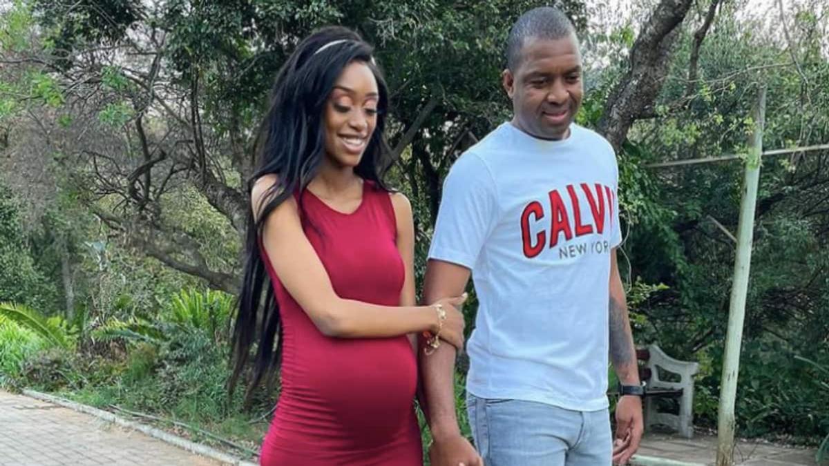 Family Man: Itumeleng Khune Drops Snap of His Lovely Daughters and Wife ...