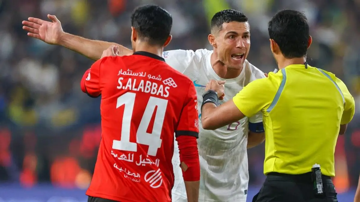 Cristiano Ronaldo breaks Saudi duck with stoppage time penalty to