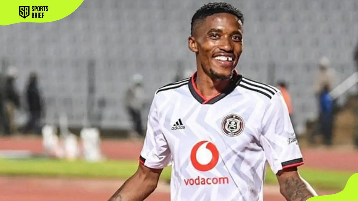 Monnapule Saleng's biography: Delving into the personal life of the Orlando  Pirates winger