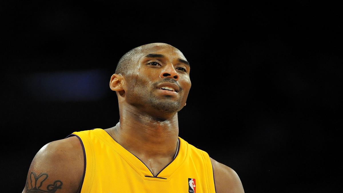 Why did kobe bryant best sale change his jersey number