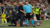 UEFA charge Mourinho for abusing referee after Europa League final