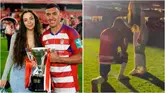 Footballer Proposes to Stunning Girfriend on the Pitch After Gaining Promotion to La Liga