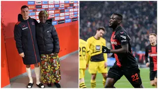 Victor Boniface Introduces His Grandmother to Leverkusen Squad After Dortmund Tie, Video