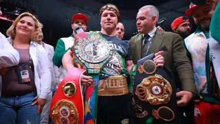 Canelo Alvarez Beats John Ryder by Unanimous Decision to Retain Titles in Mexico