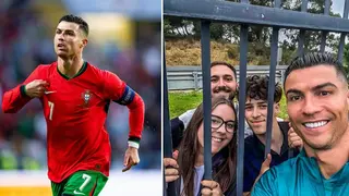 Cristiano Ronaldo: Portuguese superstar navigates through bushes to take selfie with waiting fans