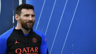 Lionel Messi Shakes Hands With Reporter While Walking to Dressing Room