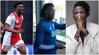 Rare video of Mohammed Kudus performing Stonebwoy's songs to teammates emerges