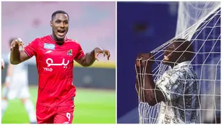 Ighalo Brings Back Memory of Famous Yekini Celebration After Scoring Again for Al Wehda, Video