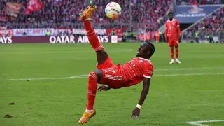 Sadio Mane produces beautiful bicycle kick for Bayern Munich to set up Benjamin Pavard; Video