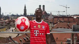 Eintracht Frankfurt Youngster Left Starstruck After Seeing Bayern Munich’s Sadio Mané for the 1st Time