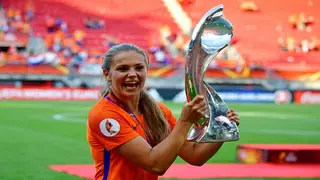 Veteran Dutch woman's football star Martens says to retire