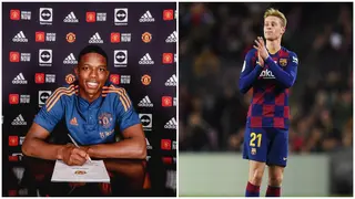 Frenkie De Jong Responds to Tyrell Malacia's Man United Transfer