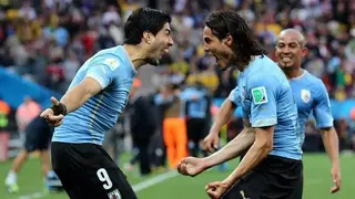 Cavani's brace sends Uruguay through as Ronaldo bow out of Russia