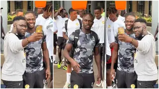 Video: Sadio Mane Humbly Allows Fan to Take Pictures With Him Despite Security Resistance