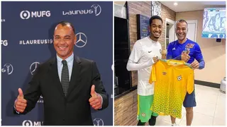 Football legend Cafu receives special gift from Brazilian footballer playing in Nigerian League